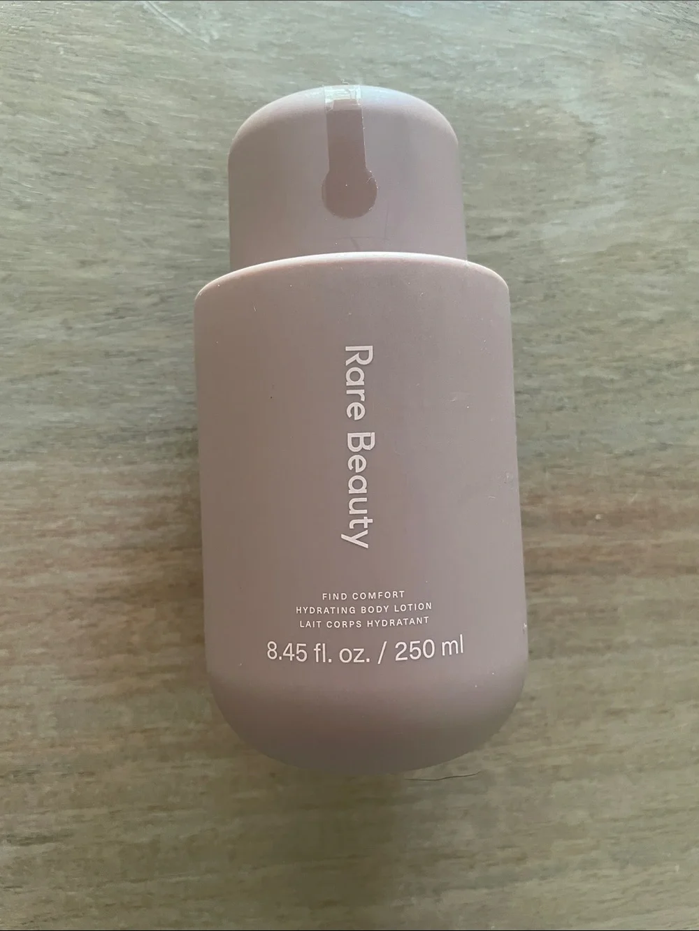 Rare Beauty Hydrating Body Lotion